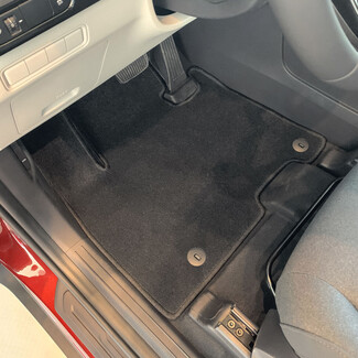 Коврики на KIA Carnival IV 7 мест с оттоманками 2020 - 2025 в Архангельске Коврики на KIA Carnival IV 7 мест с оттоманками 2020 - 2025 в Архангельске