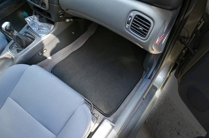 Коврики на Nissan Almera II (N16) 2000 - 2006 в Архангельске