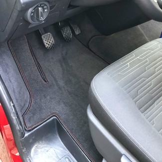 Коврики на Volkswagen Multivan (T5) 2003 - 2015 в Архангельске