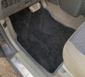 Коврики на Nissan X-Trail I 2001 - 2007 в Архангельске