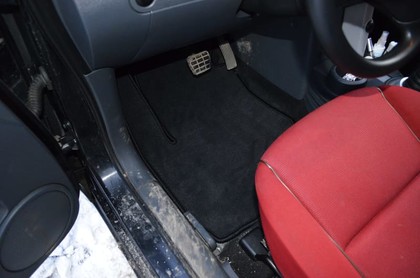 Ворсовые коврики на Mitsubishi Colt VI 2002 - 2012 в Архангельске