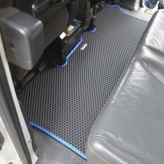 Коврики на Nissan NV200 2009 - 2025 в Архангельске