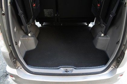 EVA коврики на Toyota Voxy (R60) 2001 - 2007 в Архангельске