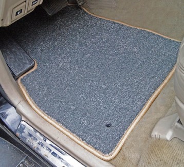 Ворсовые коврики на Lexus LX 470 1997 - 2007 в Архангельске