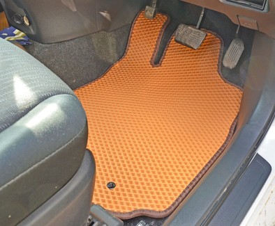 Коврики на Toyota Wish II 2009 - 2017 в Архангельске